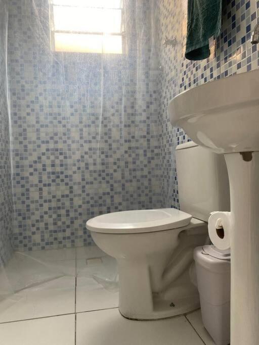 Casa Perto Da Praia Em Убатуба Екстер'єр фото